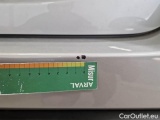  Toyota  Yaris TOYOTA  / 2020 / 5P / BERLINA HYBRID BUSINESS MY20 #77
