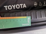  Toyota  Yaris TOYOTA  / 2020 / 5P / BERLINA HYBRID BUSINESS MY20 #121
