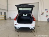  Volvo  XC60 VOLVO  / 2021 / 5P / SUV T6 PLUG-IN AWD AUTO RECHARGE R-DESIGN #5