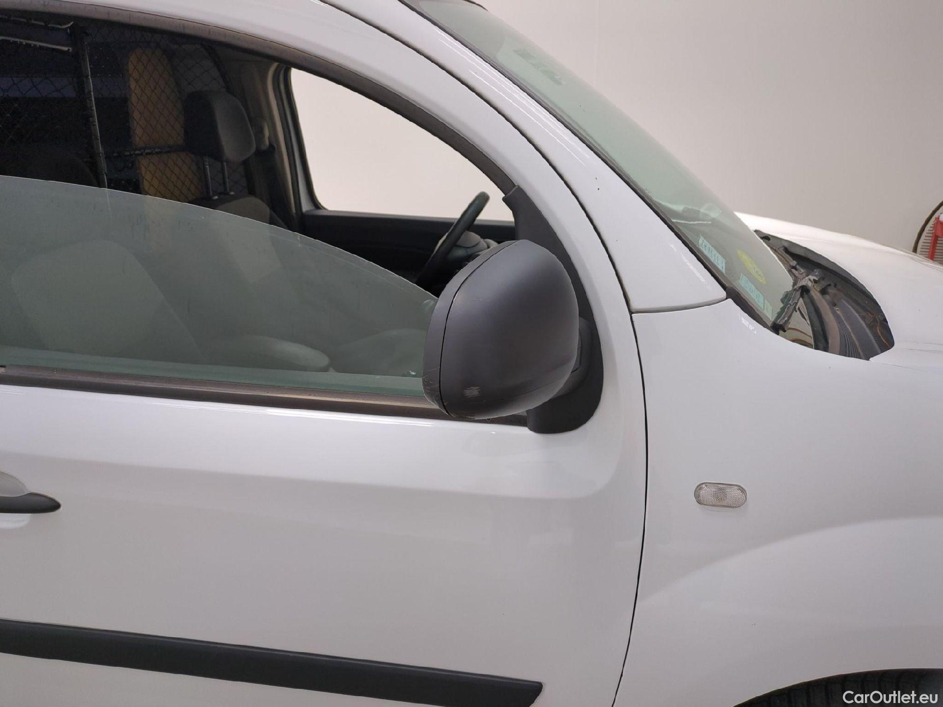  Renault  Kangoo  Express Extra (Série Spéciale) 1.5 dCi 75CV BVM5 E6 #30