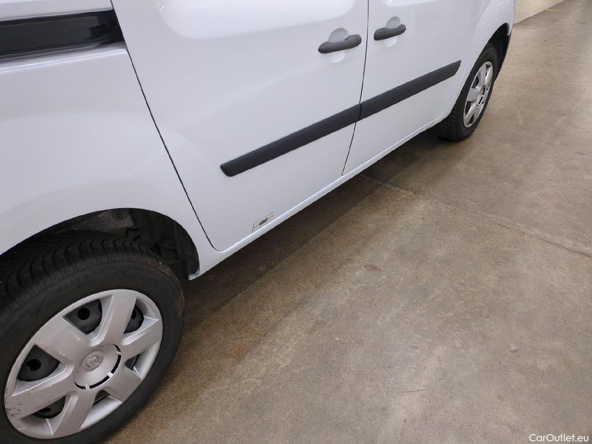 Renault  Kangoo  Express Extra (Série Spéciale) 1.5 dCi 75CV BVM5 E6 #21