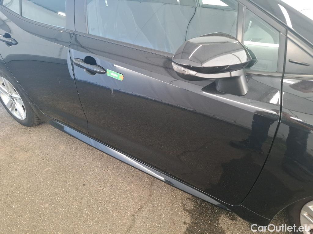  Toyota  Corolla TOYOTA  / 2018 / 5P / Berline Hybride 122h Dynamic #55