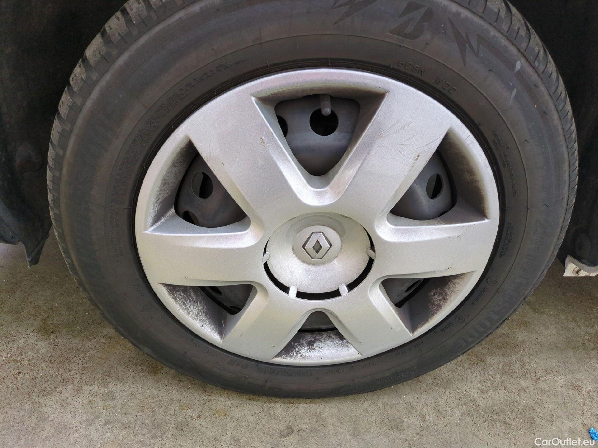  Renault  Kangoo  Express Extra (Série Spéciale) 1.5 dCi 75CV BVM5 E6 #1