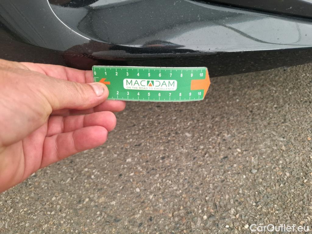  Toyota  Corolla TOYOTA  / 2018 / 5P / Berline Hybride 122h Dynamic #16