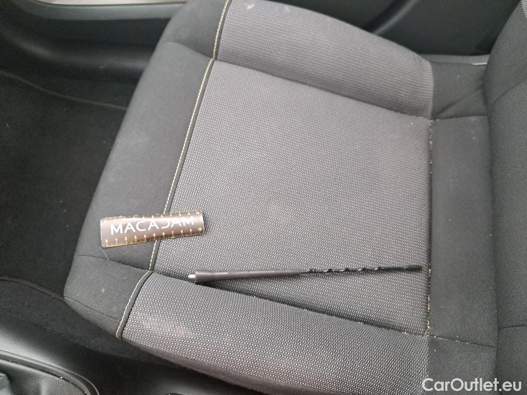  Citroen  C3  Feel Business 1.5 BlueHDI 100CV BVM6 E6d #17