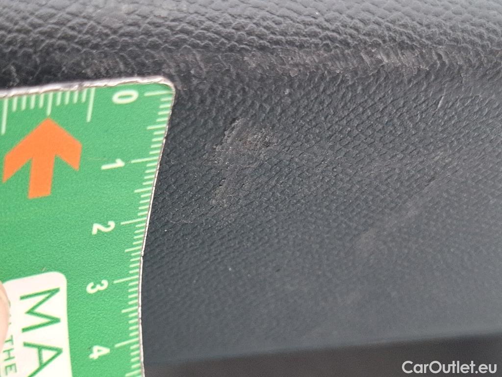  Peugeot  208  Premium 1.5 HDi 100CV BVM6 E6d #77