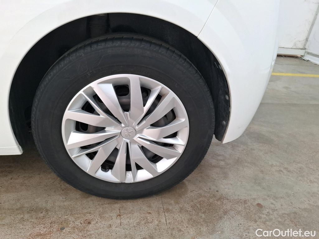  Peugeot  208  Premium 1.5 HDi 100CV BVM6 E6d #50