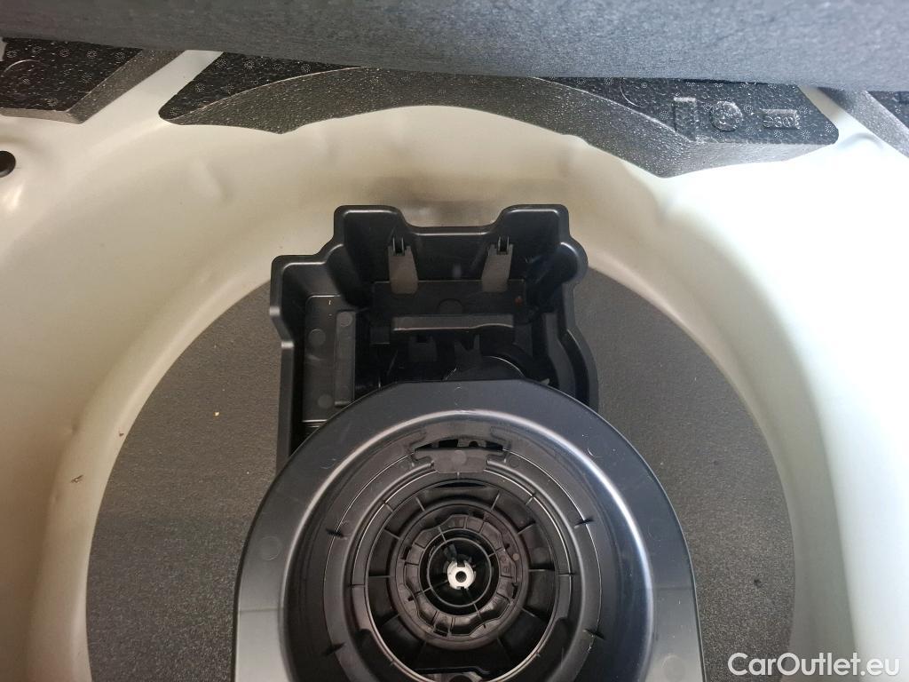  Peugeot  208  Active 1.2 PureTech 100CV BVM6 E6d #19