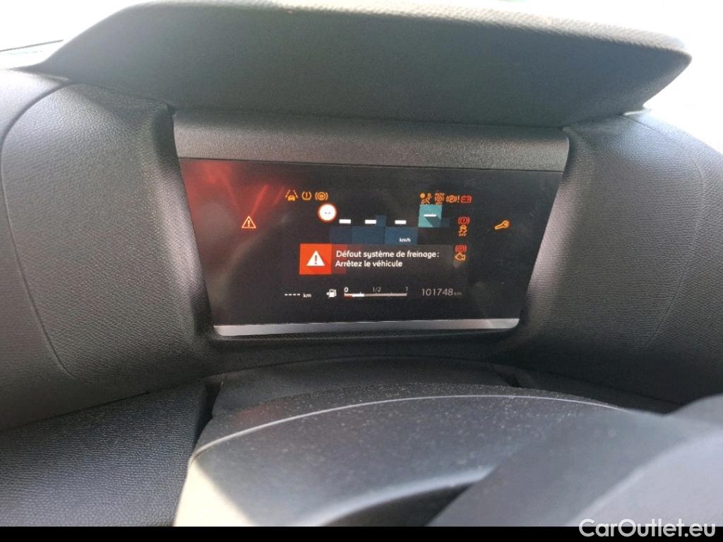  Citroen  C4 CITROEN  X / 2022 / 4P / Berline PureTech 130 S&S EAT8 Feel Pack #29