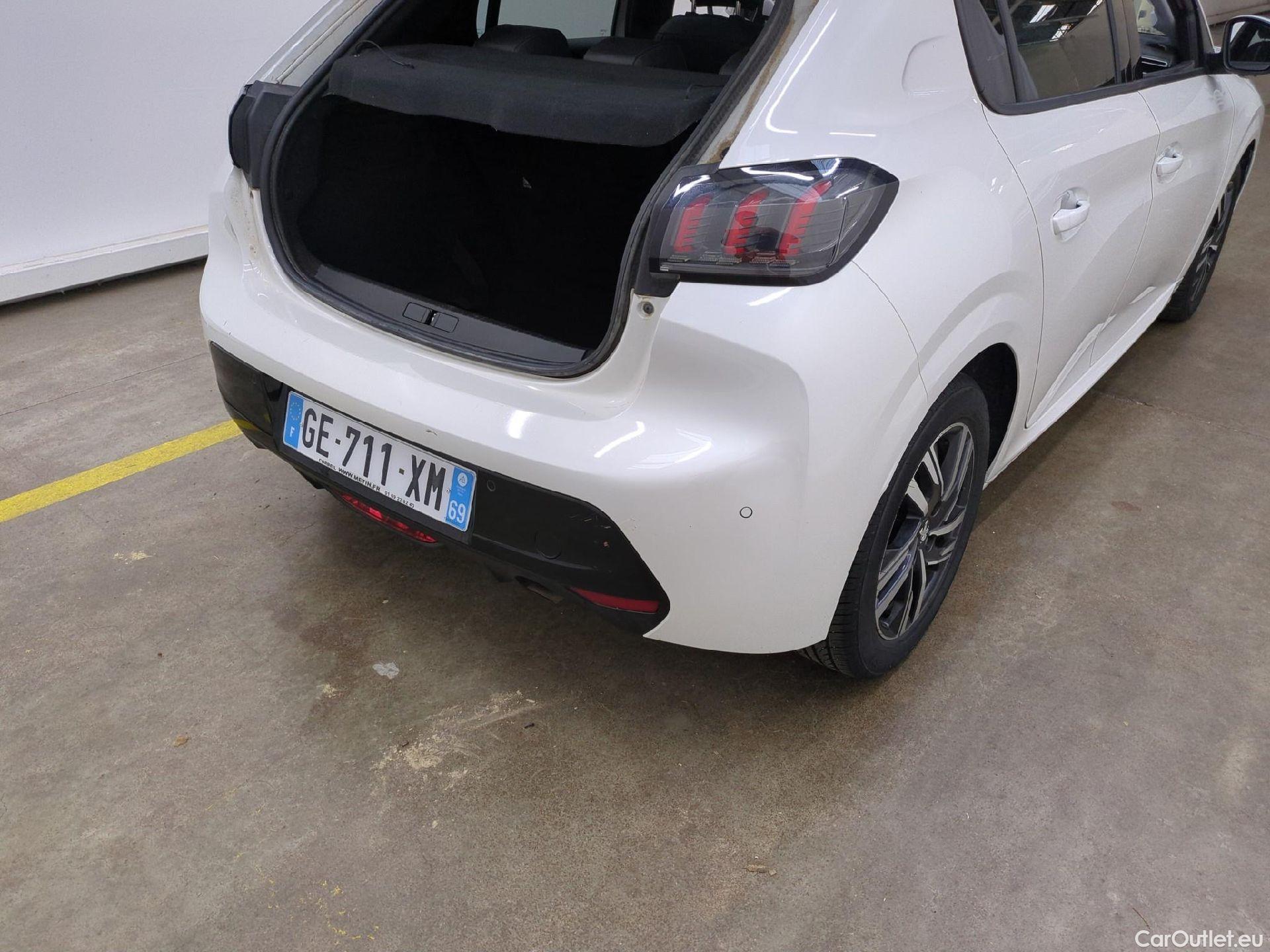  Peugeot  208  Allure Pack 1.2 PureTech 100CV BVA8 E6d #37