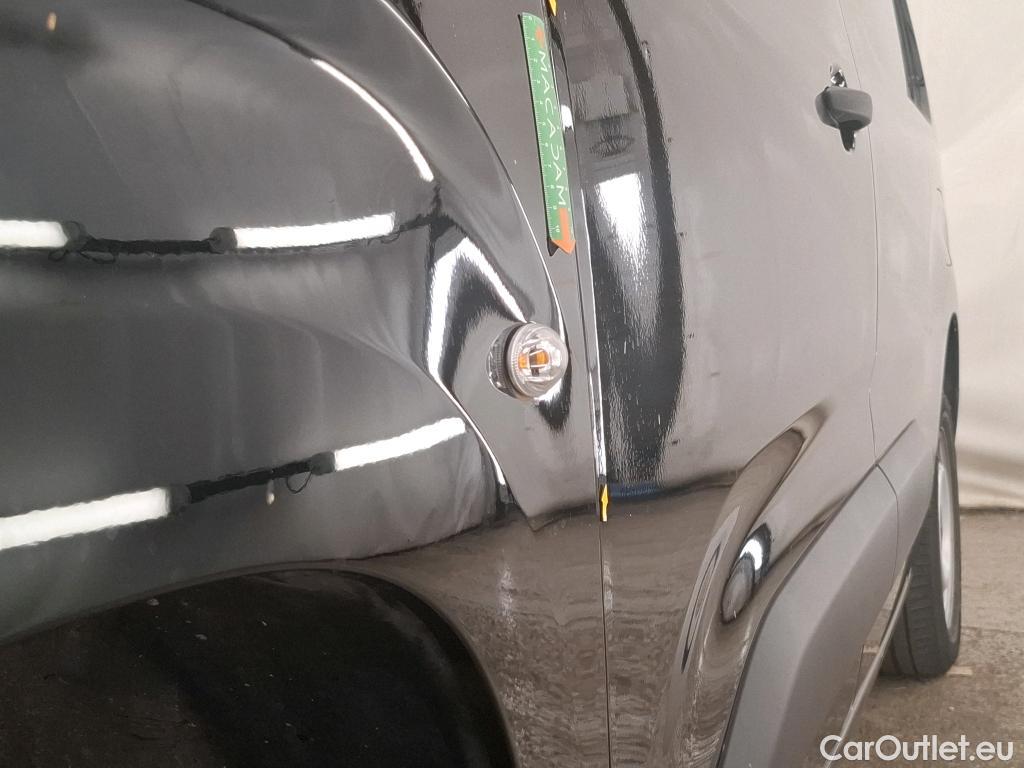  Citroen  Berlingo  Fourgon Club XL 950 1.5 BlueHDi 100CV BVM5 E6dT #6