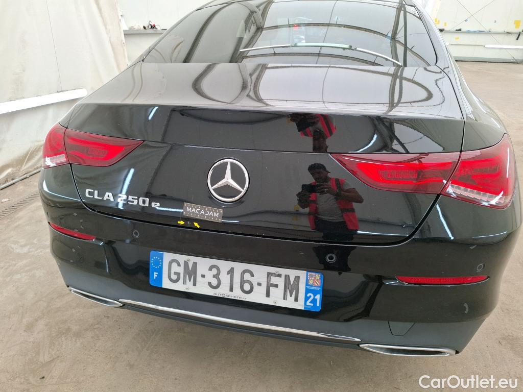  Mercedes  CLA-Klasse MERCEDES-BENZ CLA Coupe / 2019 / 4P / Coupé CLA 250 e Progressive Line #27