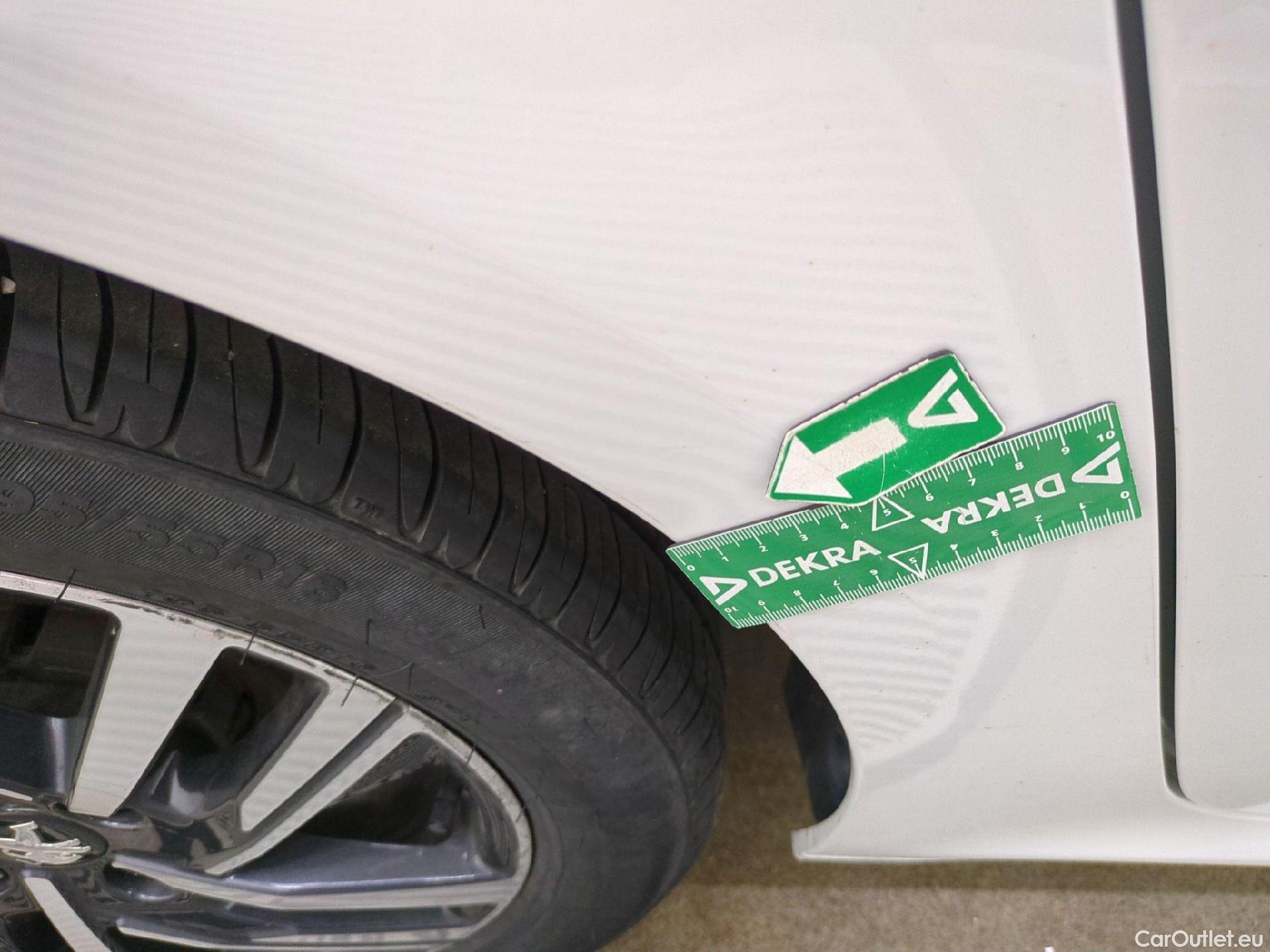  Peugeot  208  Allure Pack 1.2 PureTech 100CV BVA8 E6d #46