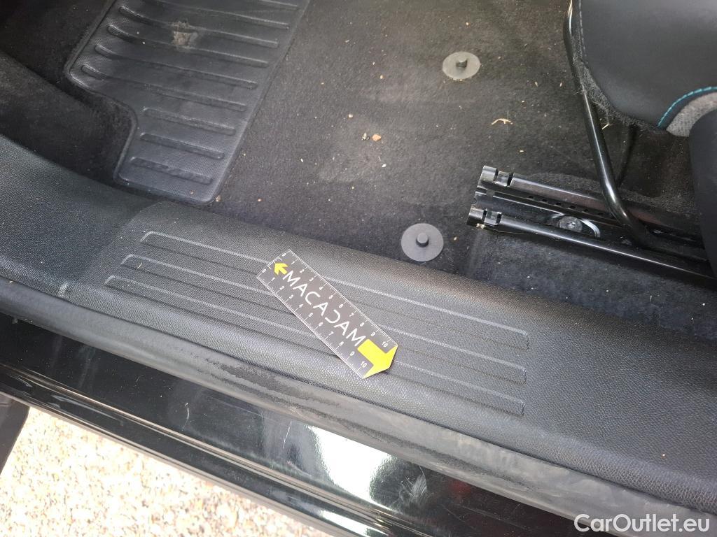  Citroen  C4 CITROEN  X / 2022 / 4P / Berline PureTech 130 S&S EAT8 Feel Pack #23