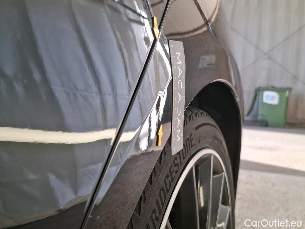  Mercedes  CLA-Klasse MERCEDES-BENZ CLA Coupe / 2019 / 4P / Coupé CLA 200 AMG Line BA7 #2