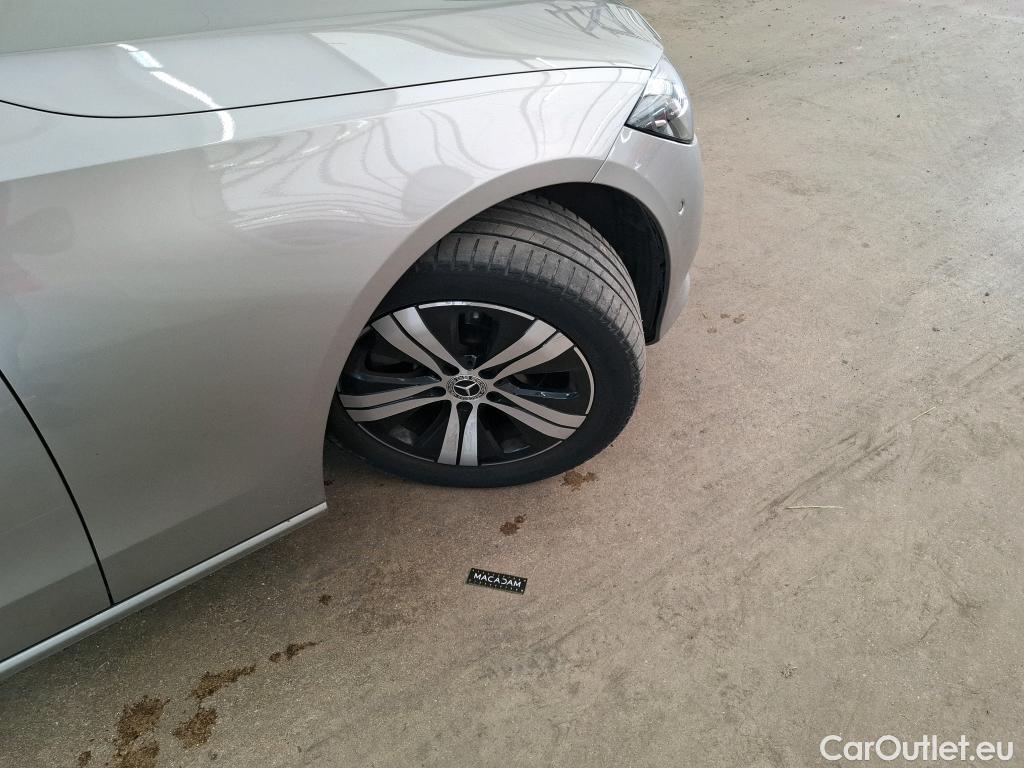  Mercedes  C-Klasse MERCEDES-BENZ Classe C Berline / 2021 / 4P / Berline C 200 d Business Line #46