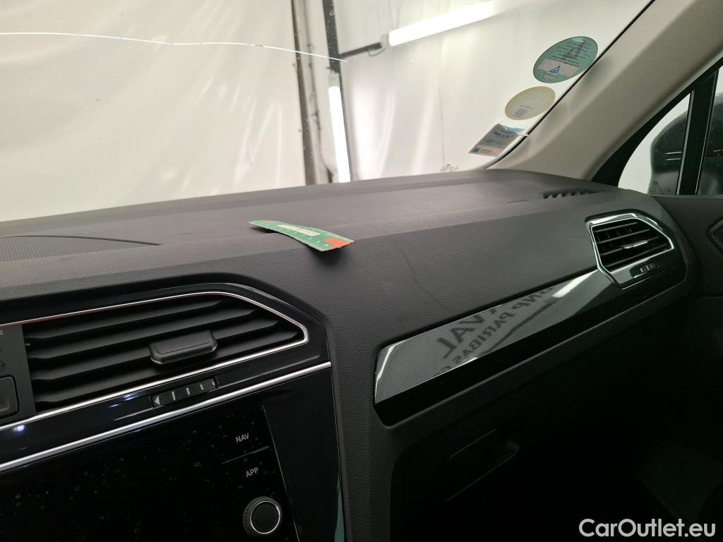  Volkswagen  Tiguan VOLKSWAGEN  / 2020 / 5P / SUV 2.0 TDI 150 DSG7 Life Business #14