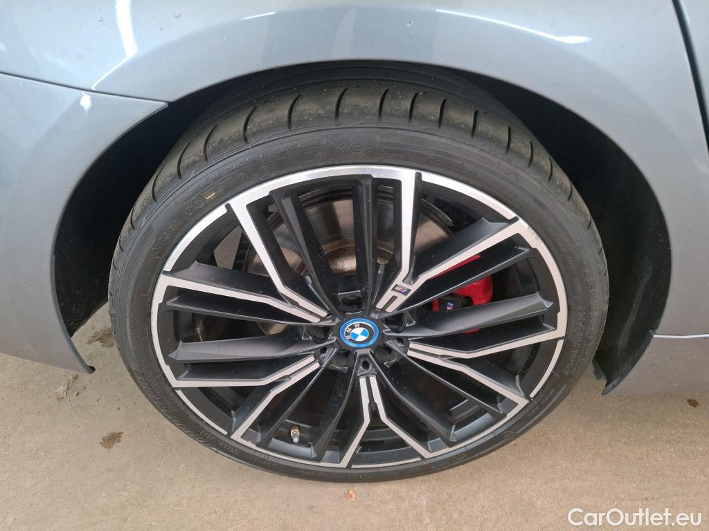  Bmw  Serie 5 BMW Série 5 / 2020 / 4P / Berline 545e xDrive 394ch M Sport BVA8 #10