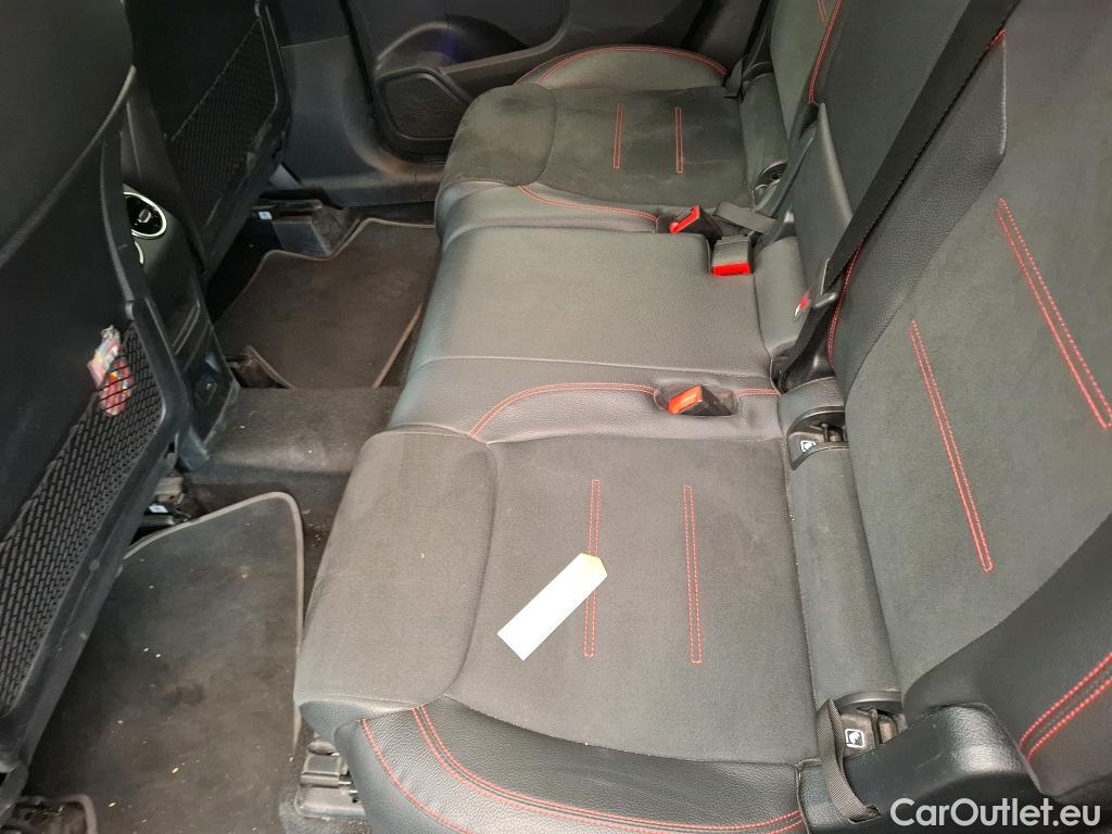  Mercedes  GLB MERCEDES-BENZ  / 2019 / 5P / SUV  200 d AMG Line #9