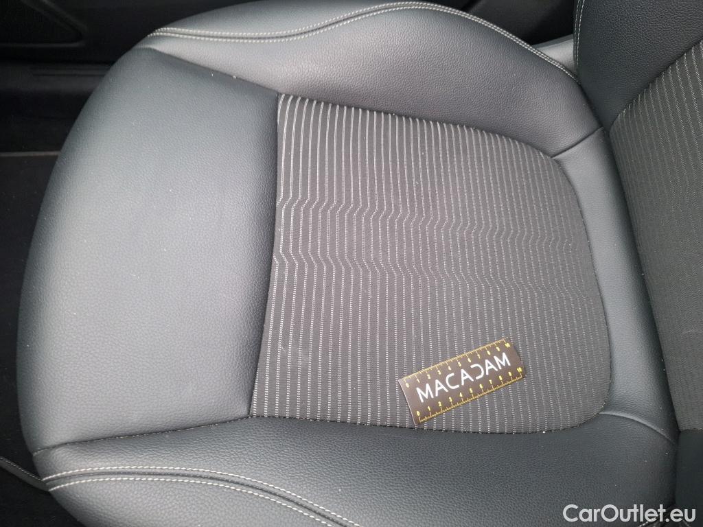  Mercedes  GLA MERCEDES-BENZ  / 2020 / 5P / SUV 1.3  250 e BUSINESS LINE DCT #18