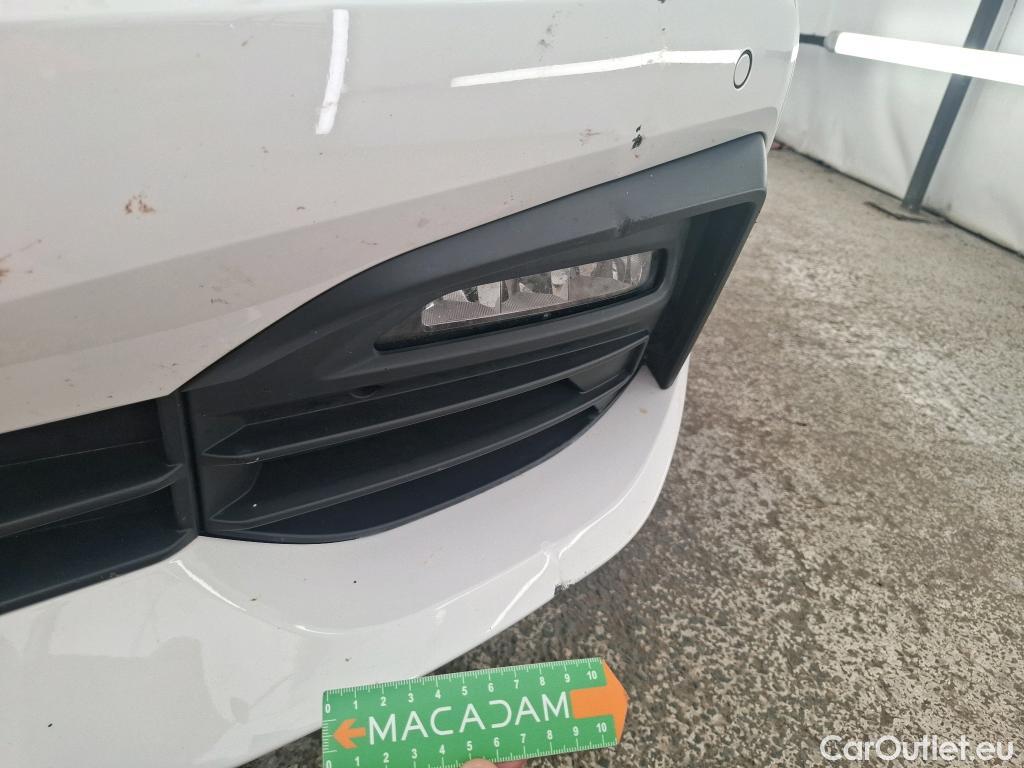  Bmw  Serie 1 BMW Série 1 2019 5P Berline 118i Business Design #15