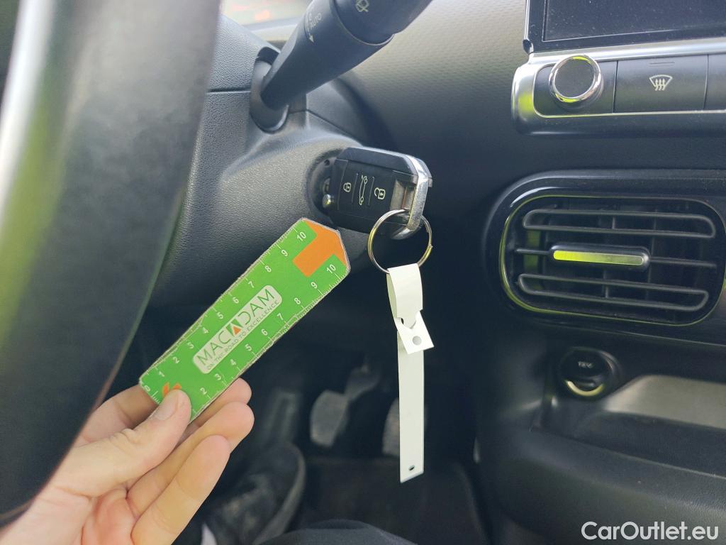  Citroen  C4 Cactus CITROEN  / 2018 / 5P / berlina con portón BlueHDi 100 S&S Feel #1