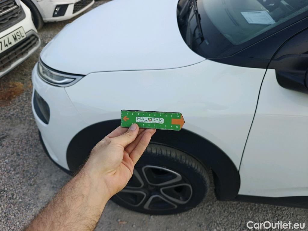  Citroen  C4 Cactus CITROEN  / 2018 / 5P / berlina con portón BlueHDi 100 S&S Feel #46