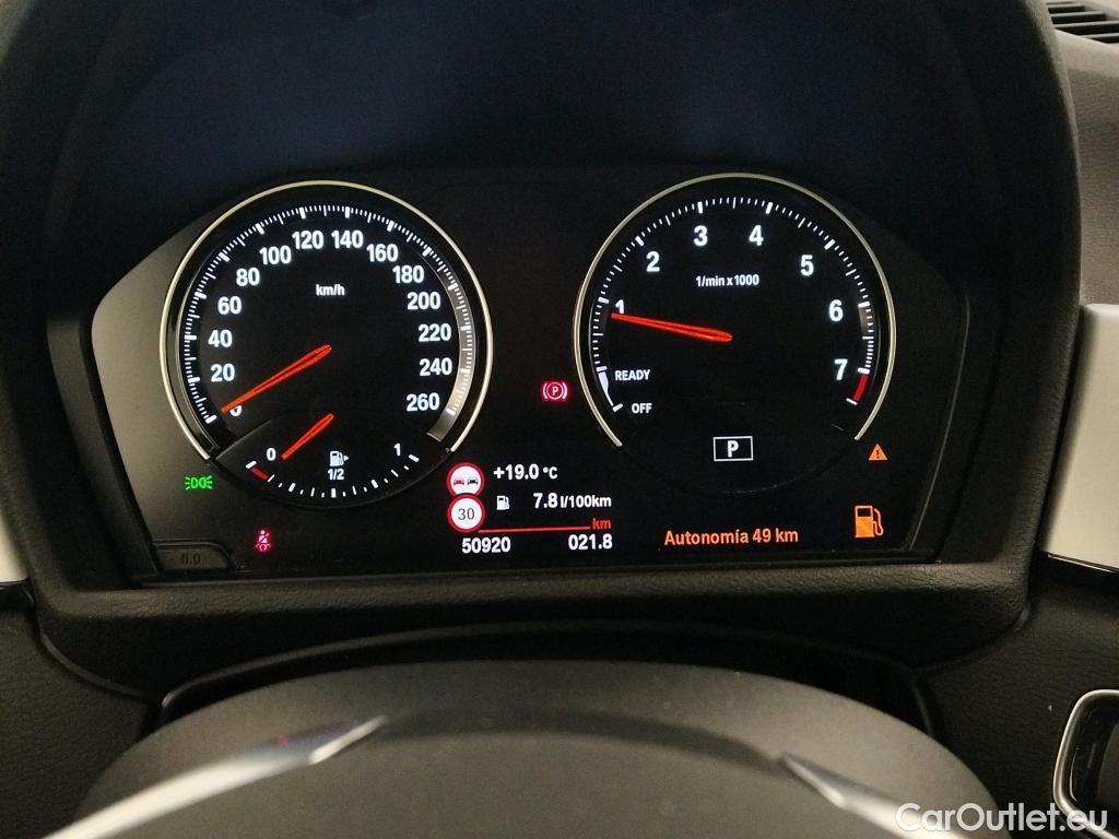  Bmw  X1 BMW     sDrive18i (CX2) #33