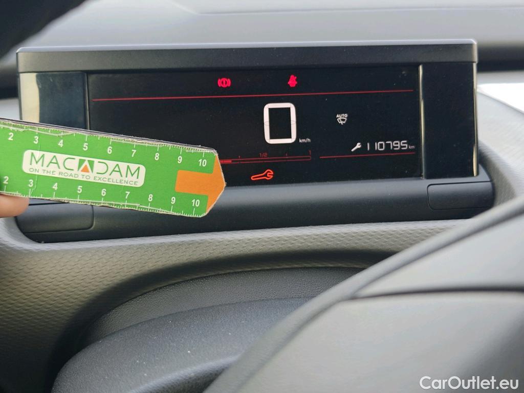  Citroen  C4 Cactus CITROEN  / 2018 / 5P / berlina con portón BlueHDi 100 S&S Feel #30