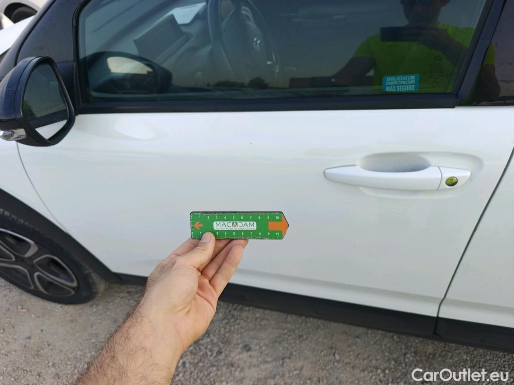  Citroen  C4 Cactus CITROEN  / 2018 / 5P / berlina con portón BlueHDi 100 S&S Feel #12