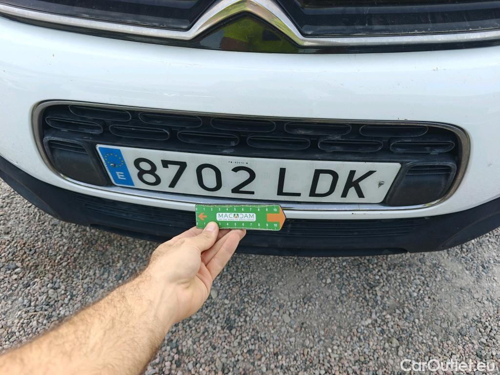  Citroen  C4 Cactus CITROEN  / 2018 / 5P / berlina con portón BlueHDi 100 S&S Feel #3
