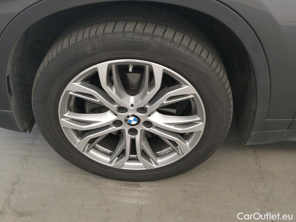  Bmw  X1 BMW     sDrive18i (CX2) #9