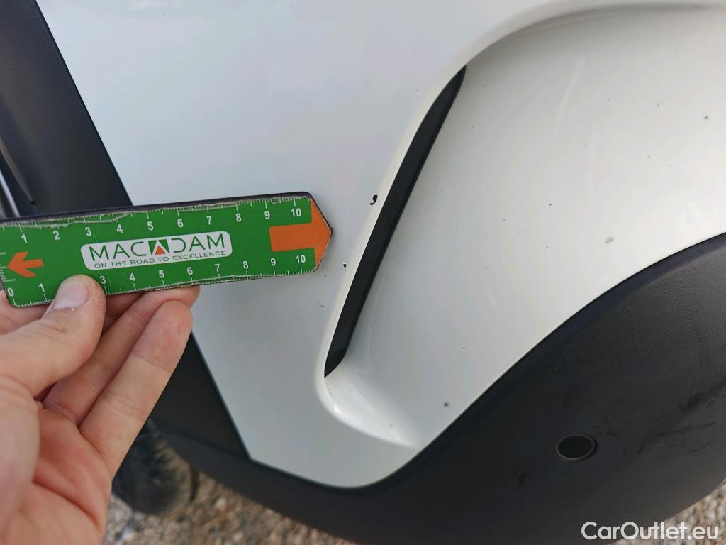  Citroen  C4 Cactus CITROEN  / 2018 / 5P / berlina con portón BlueHDi 100 S&S Feel #28