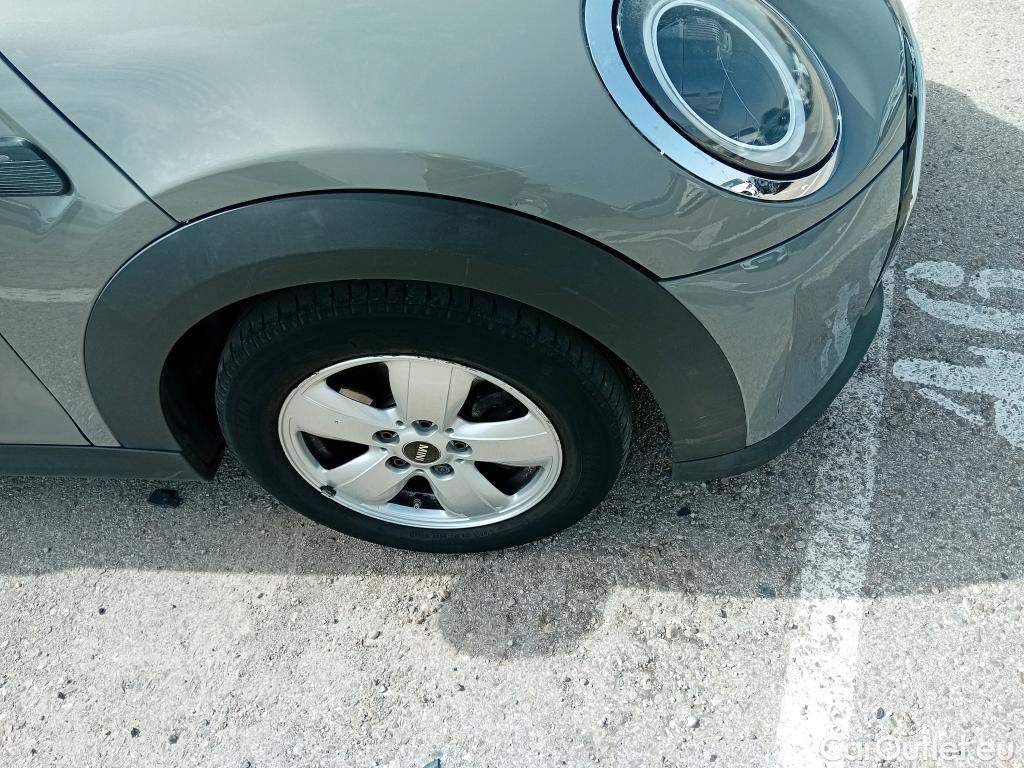  Mini  Mini   / 2021 / 3P / berlina con portón ONE #24