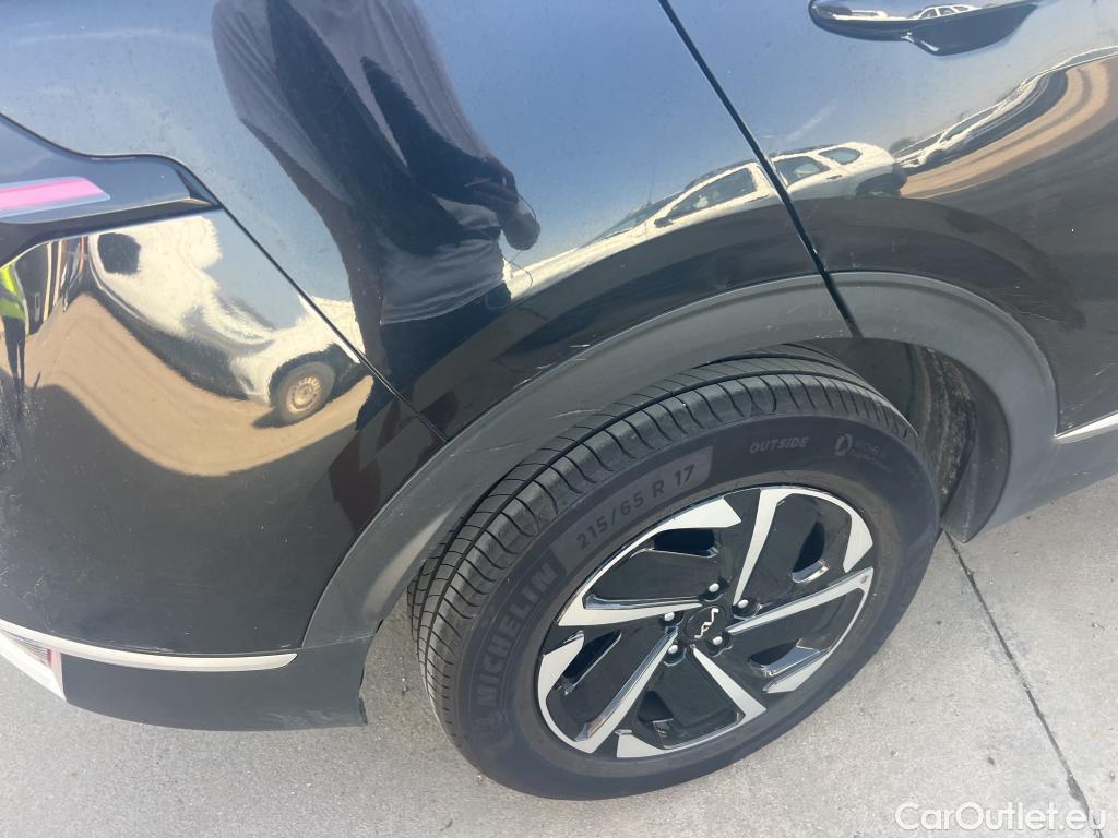  KIA  Sportage KIA  / 2022 / 5P / todoterreno 1.6 T-GDi HEV 171kW (230CV) Drive 4X2 #9