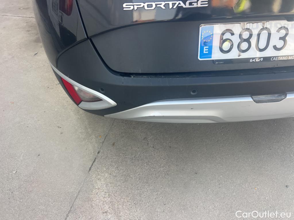  KIA  Sportage KIA  / 2022 / 5P / todoterreno 1.6 T-GDi HEV 171kW (230CV) Drive 4X2 #32