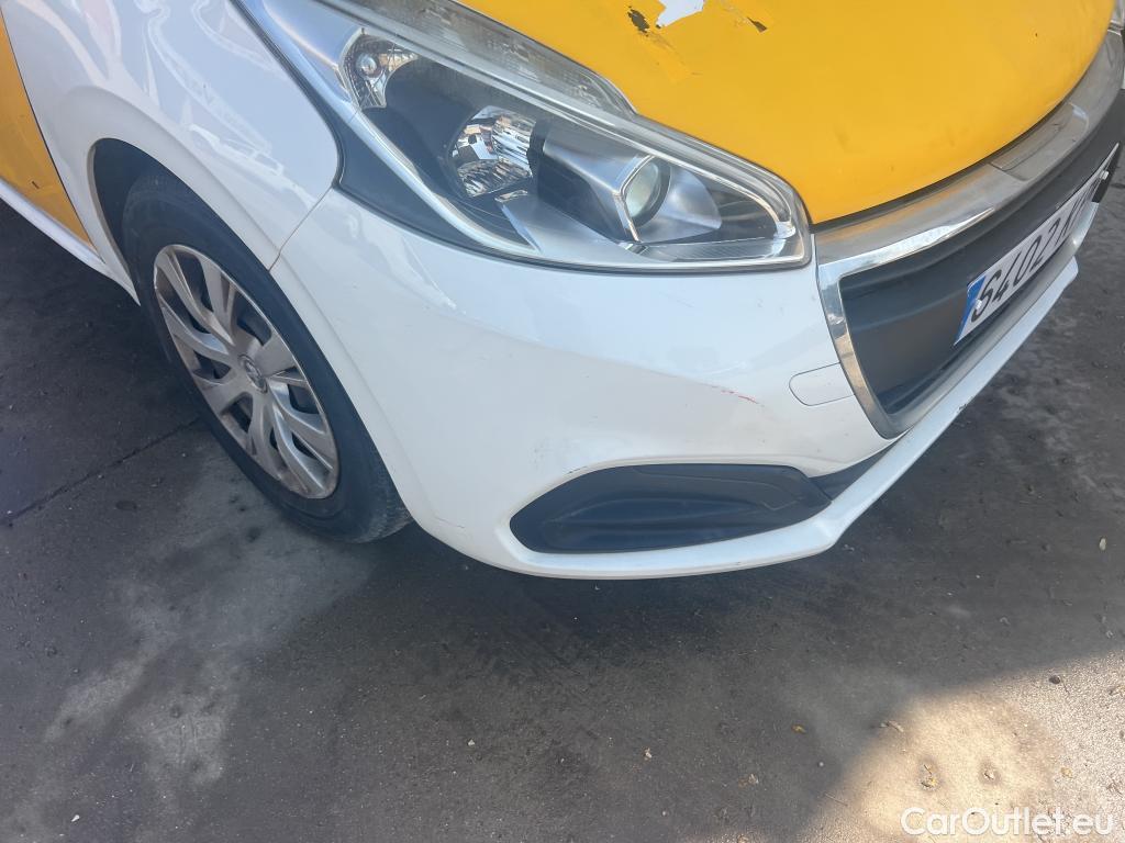  Peugeot  208 PEUGEOT  / 2015 / 5P / berlina con portón 5P ACTIVE BlueHDi 73kW (100CV) #35