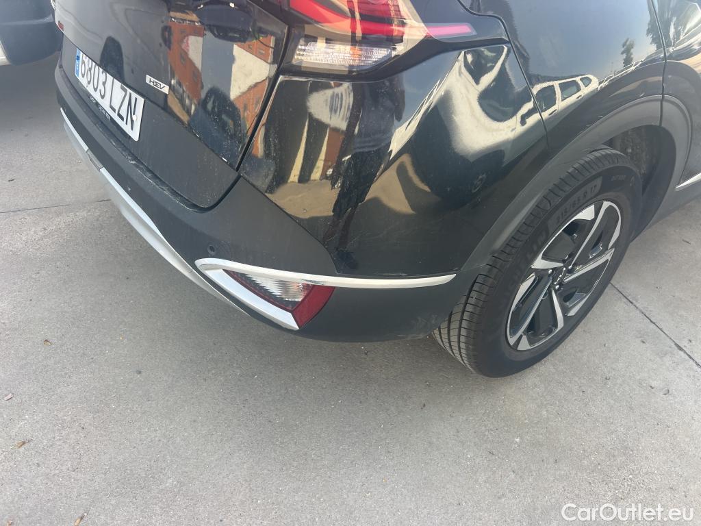  KIA  Sportage KIA  / 2022 / 5P / todoterreno 1.6 T-GDi HEV 171kW (230CV) Drive 4X2 #30