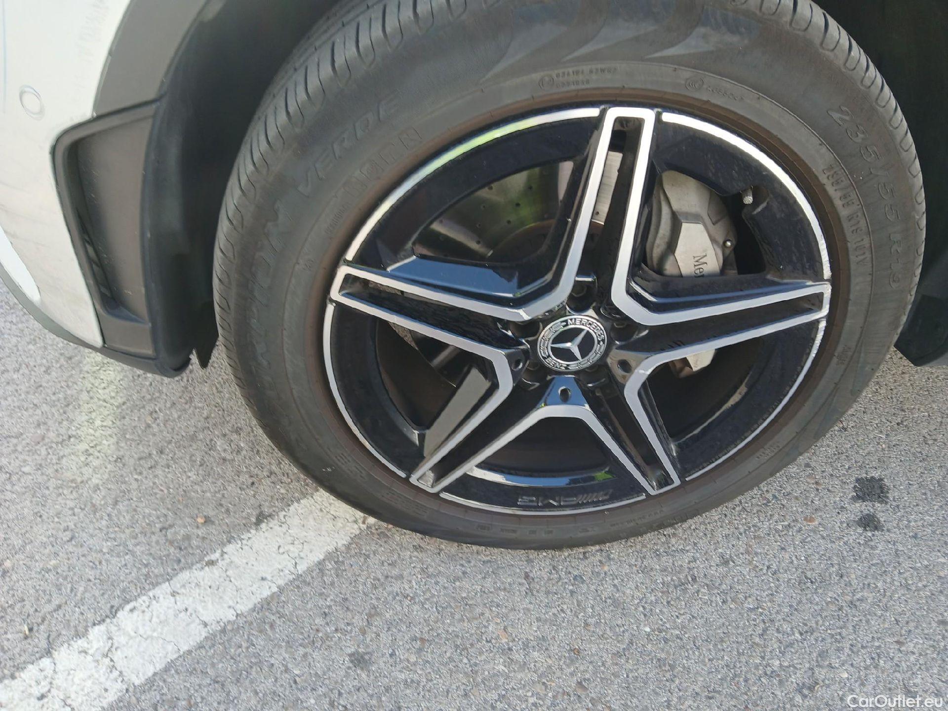  Mercedes  G-Klasee MERCEDES-BENZ GLC Coupé / 2019 / 5P / coupé GLC 300 de 4MATIC #15
