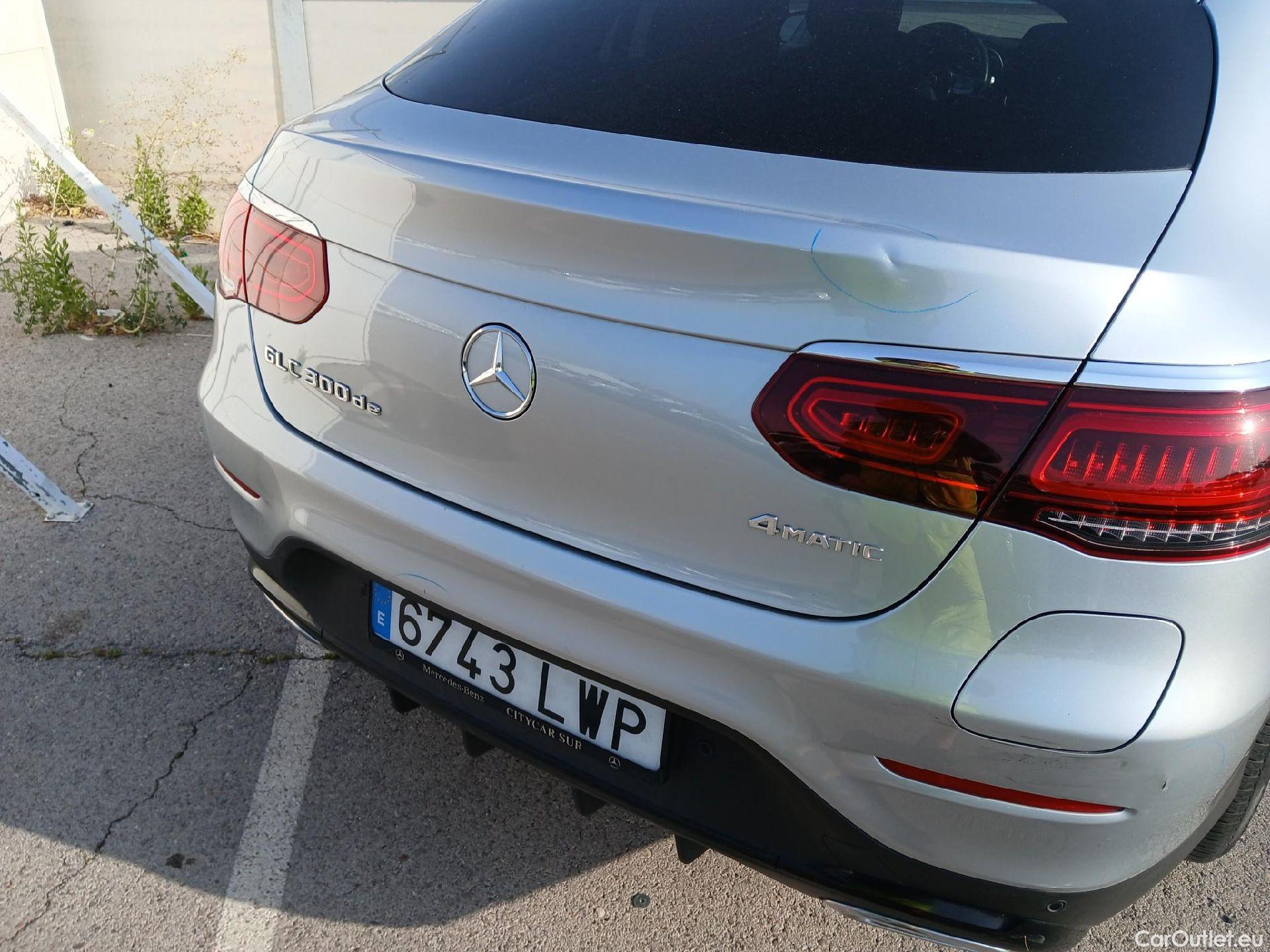  Mercedes  G-Klasee MERCEDES-BENZ GLC Coupé / 2019 / 5P / coupé GLC 300 de 4MATIC #22