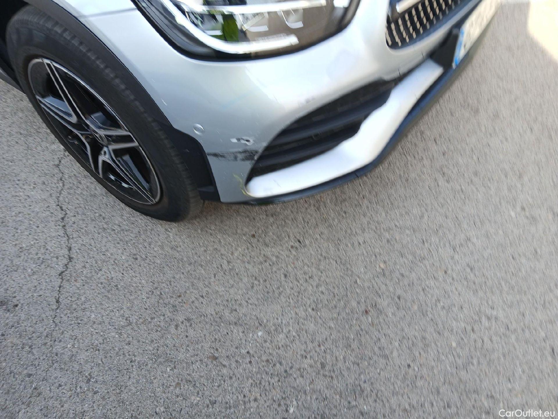  Mercedes  G-Klasee MERCEDES-BENZ GLC Coupé / 2019 / 5P / coupé GLC 300 de 4MATIC #4