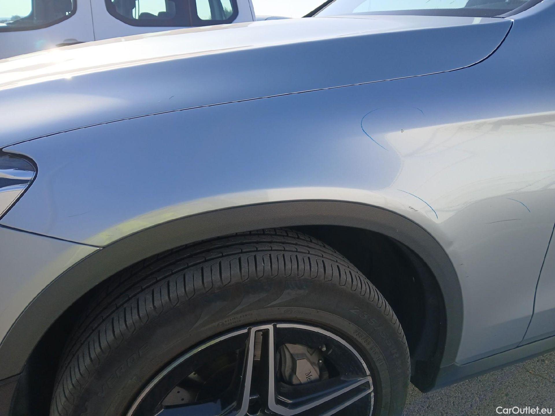  Mercedes  G-Klasee MERCEDES-BENZ GLC Coupé / 2019 / 5P / coupé GLC 300 de 4MATIC #17