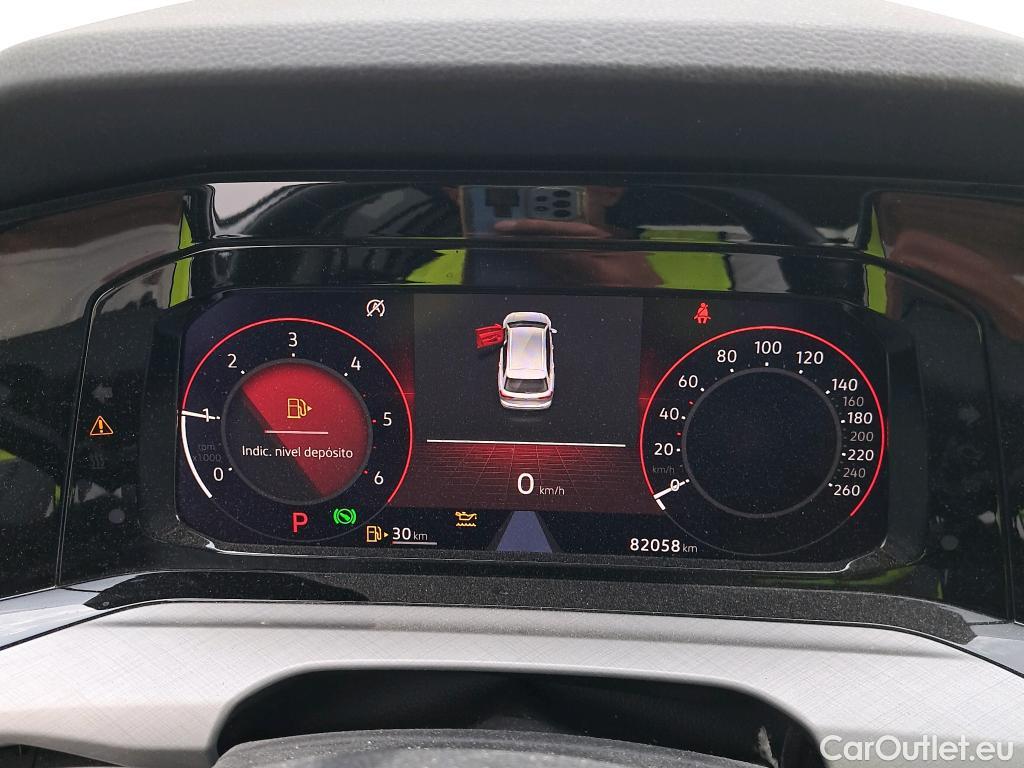  Volkswagen  Golf  VOLKSWAGEN / 2020 / 5P / familiar 2.0 TDI 85kW (115CV) DSG Variant #15