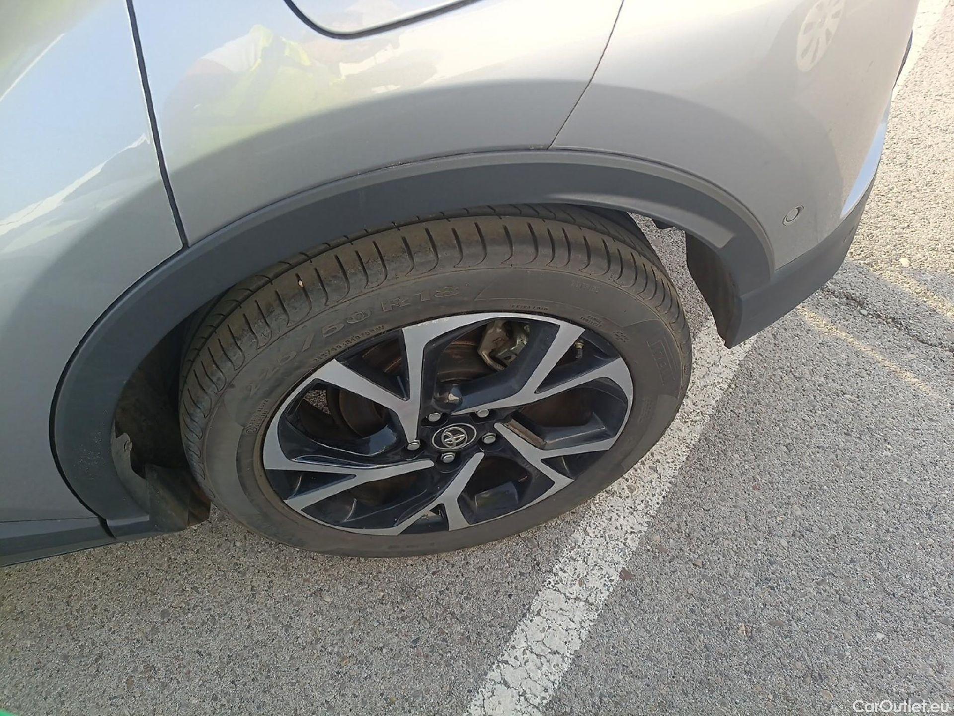  Toyota  C-HR TOYOTA  / 2016 / 5P / todoterreno 1.8 125H Advance (CX) #15