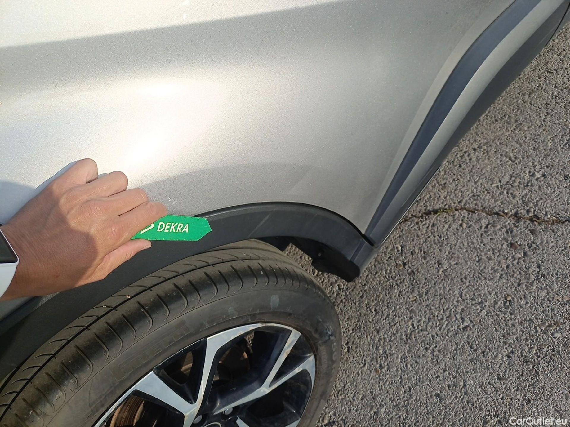  Toyota  C-HR TOYOTA  / 2016 / 5P / todoterreno 1.8 125H Advance (CX) #27
