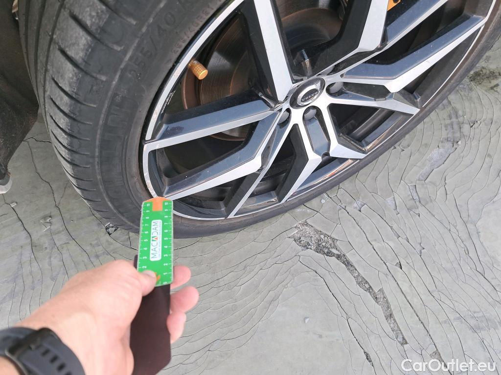 Volvo  XC60 VOLVO  2.0 T8 AWD Recharge Polestar Auto #6