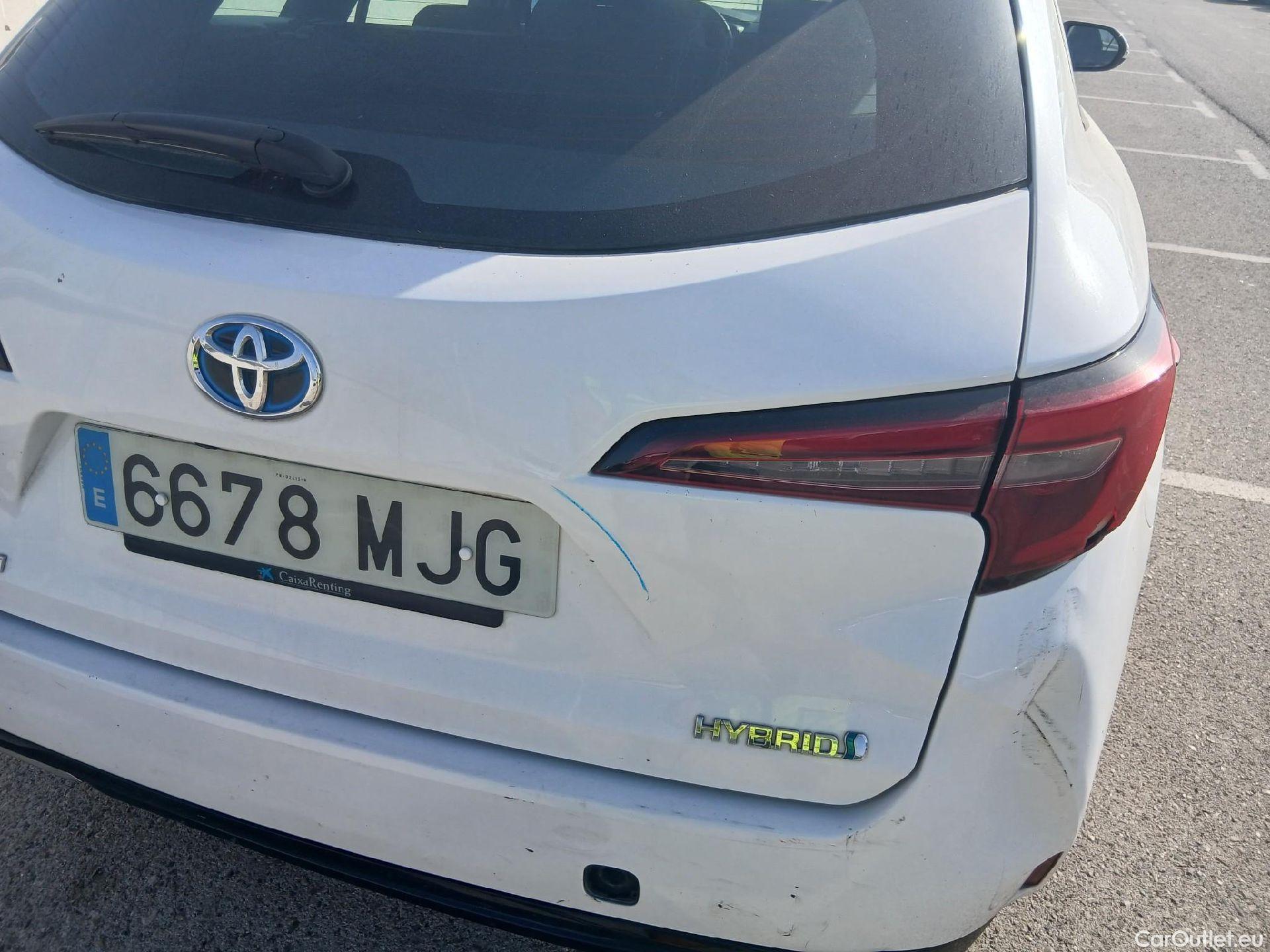  Toyota  Corolla TOYOTA  / 2019 / 5P / familiar 140H Active Plus Touring Sport #25