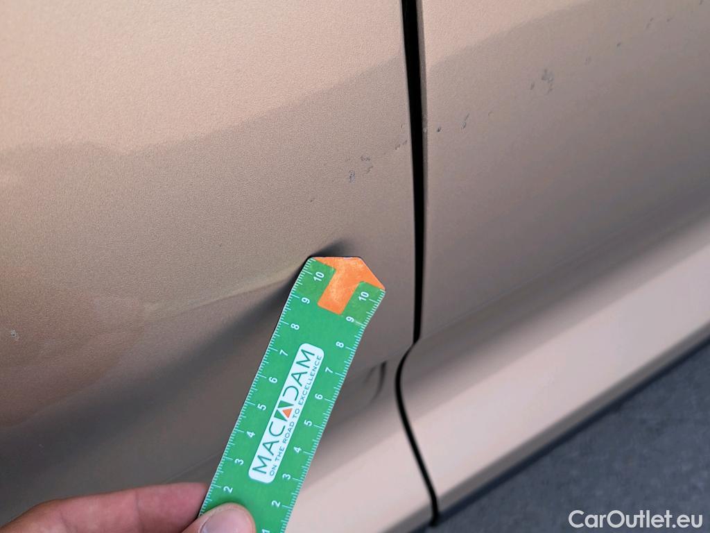  Volvo  XC 40 VOLVO XC40 / 2021 / 5P / todoterreno 2.0 B3 G Core Auto #2