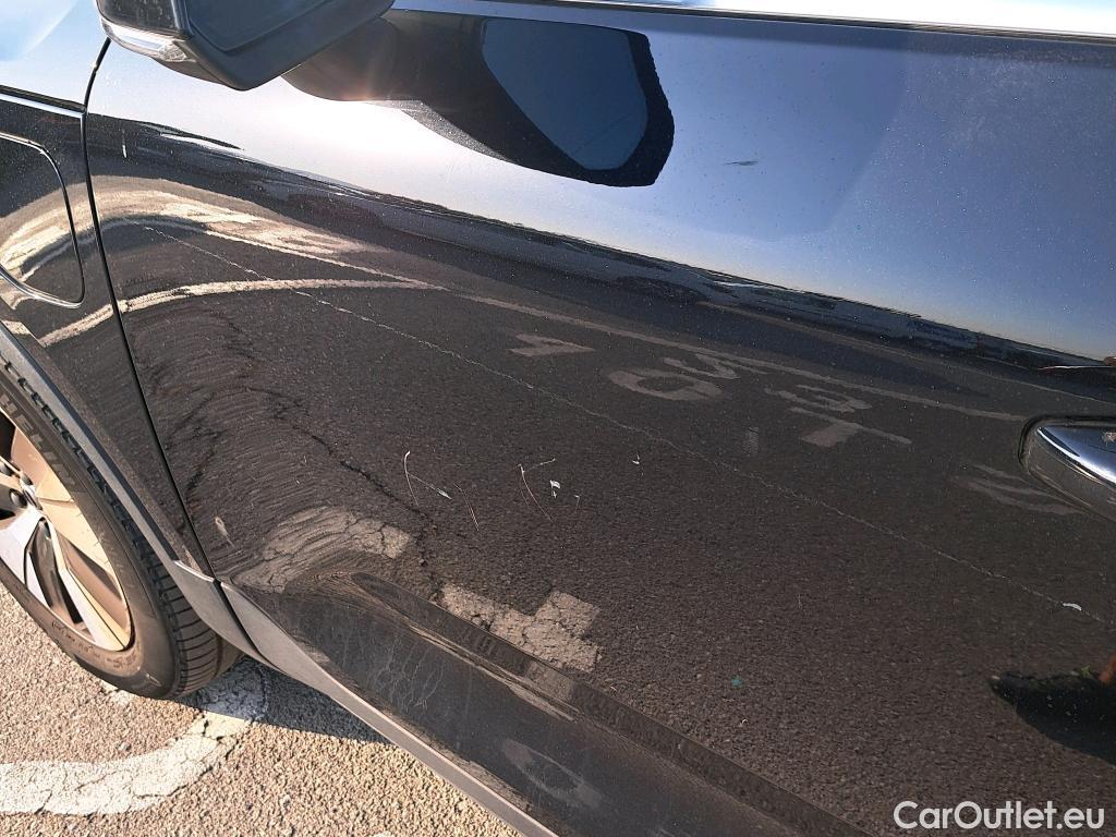  Volvo  XC 40 VOLVO XC40 / 2017 / 5P / todoterreno 1.5 T4 Twin Recharge Inscription Ex Auto #9