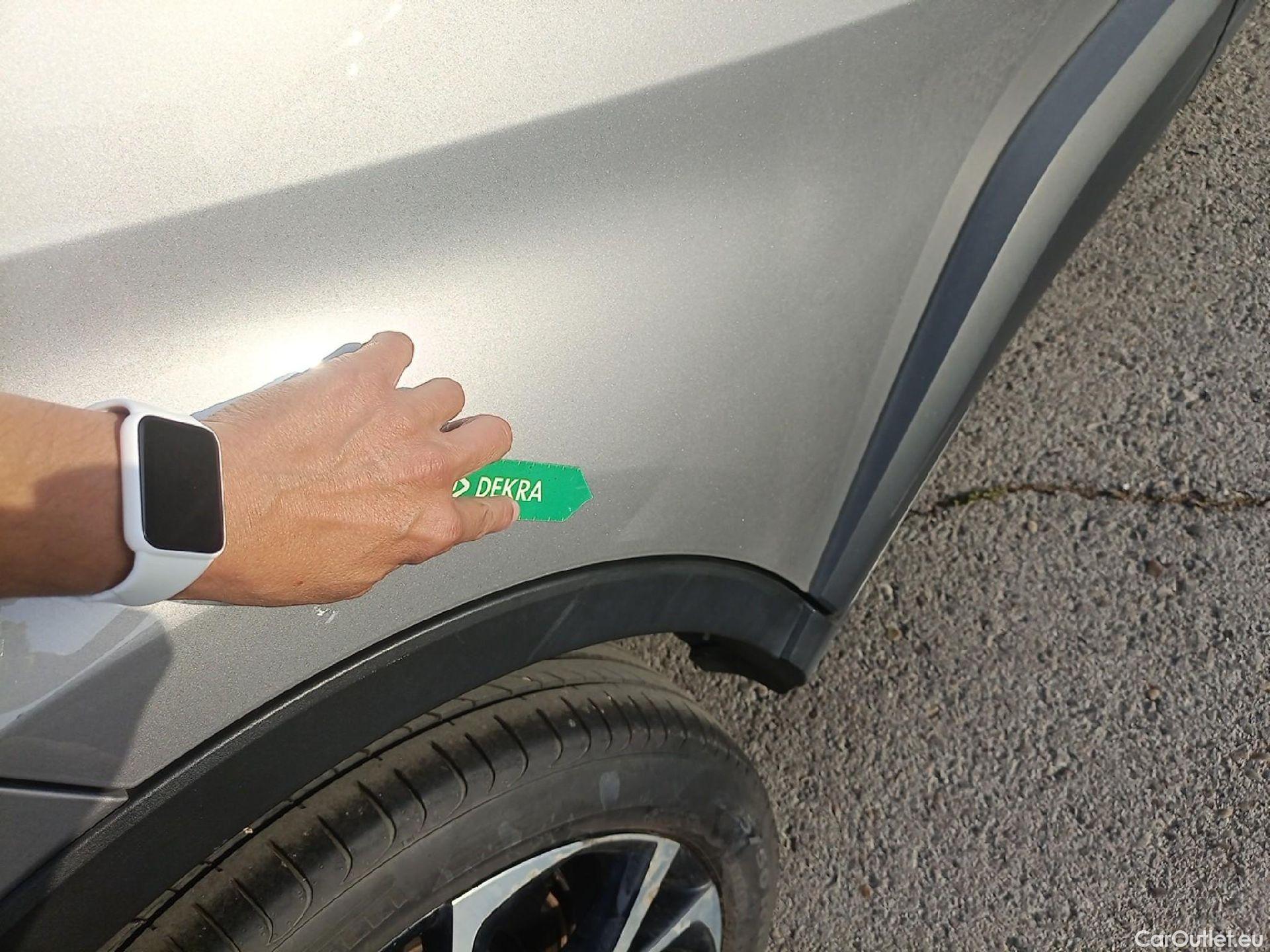  Toyota  C-HR TOYOTA  / 2016 / 5P / todoterreno 1.8 125H Advance (CX) #26
